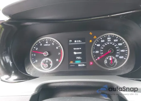 2021 Kia K5 Lxs z USA, uszkodzony, nr VIN 5XXG14J23MG021867